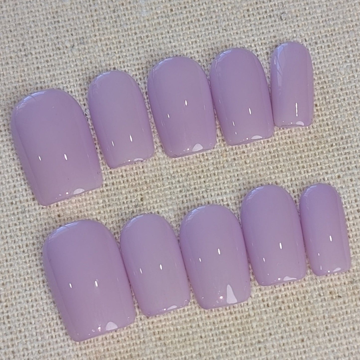 Byron Bay Lilac Short Square Shaped Press On Nails
