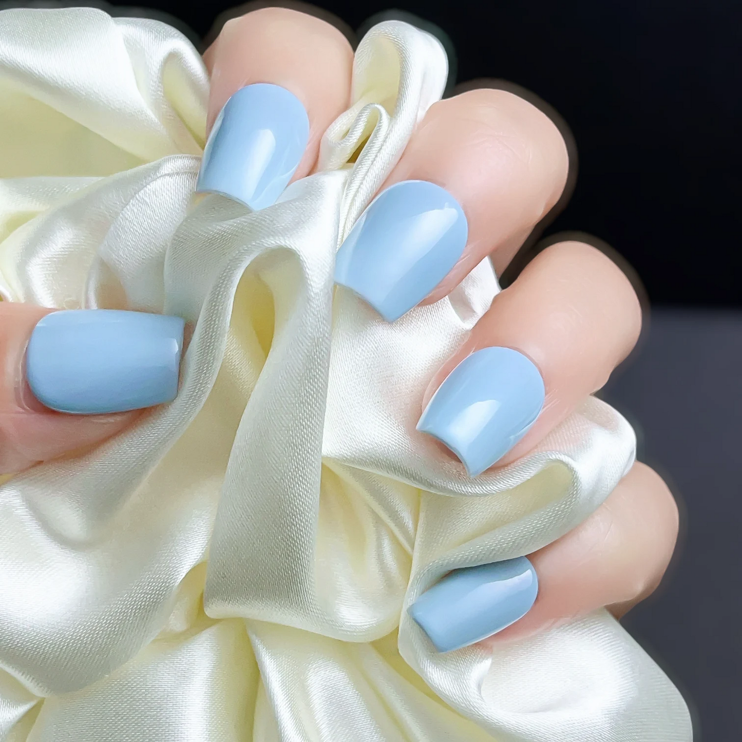 acrylic nails blue