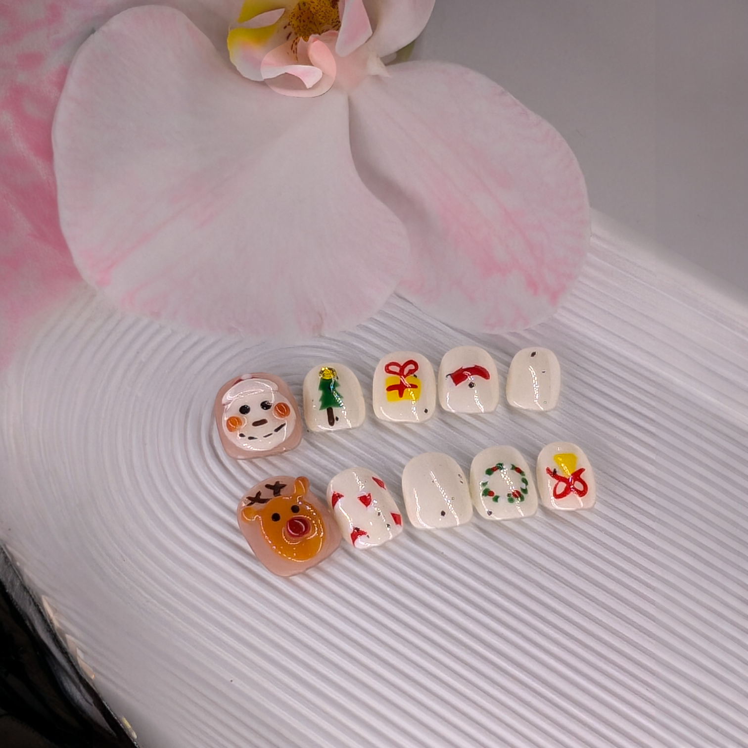 nail