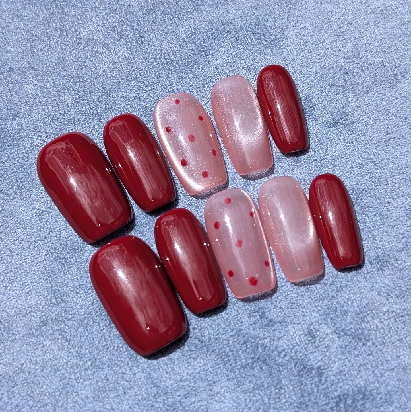 Dark Red Dots Polka Nuit Red Medium Square Press On Nails