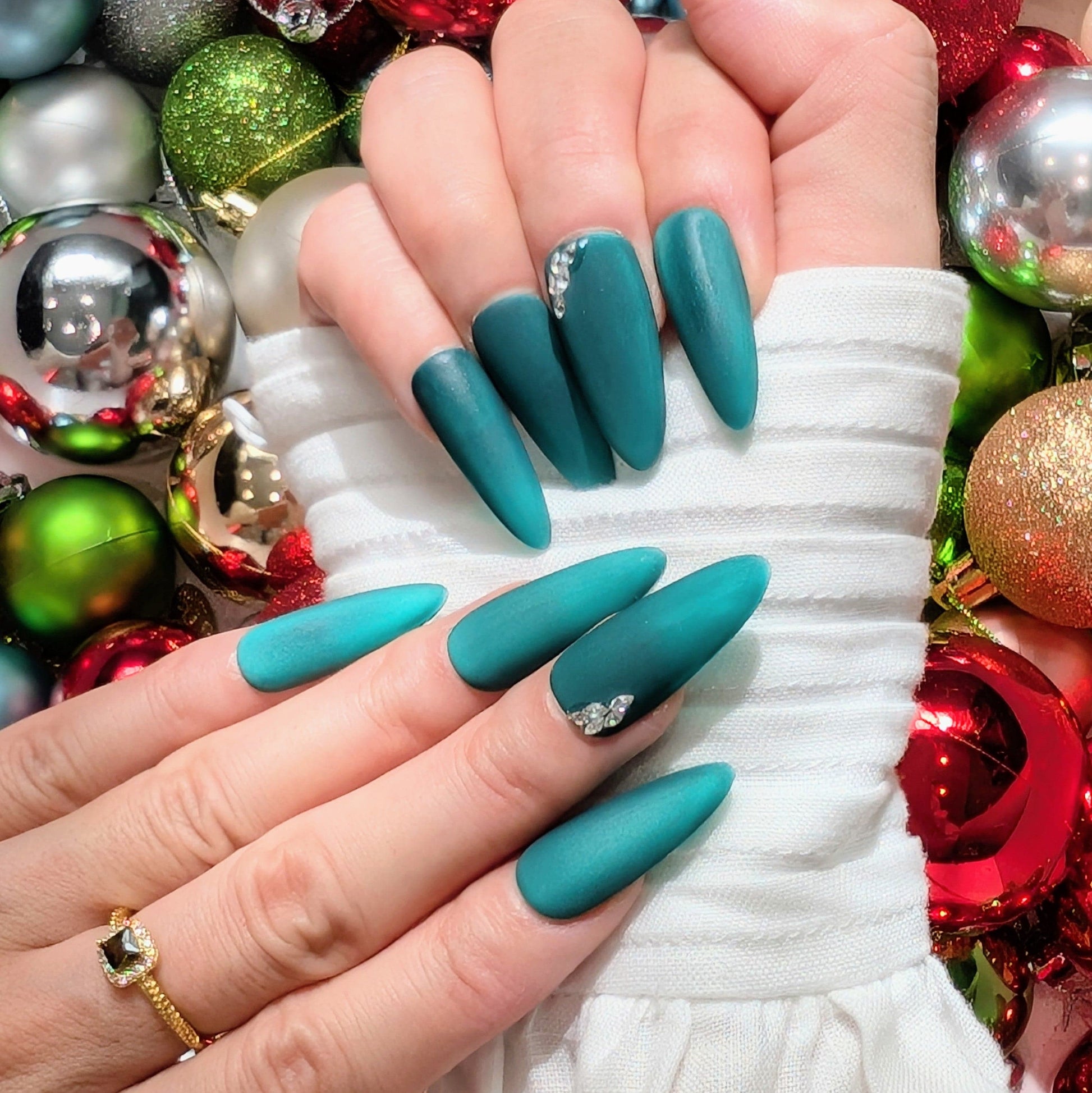 Designer - In Store Exclusive Press-On Nails