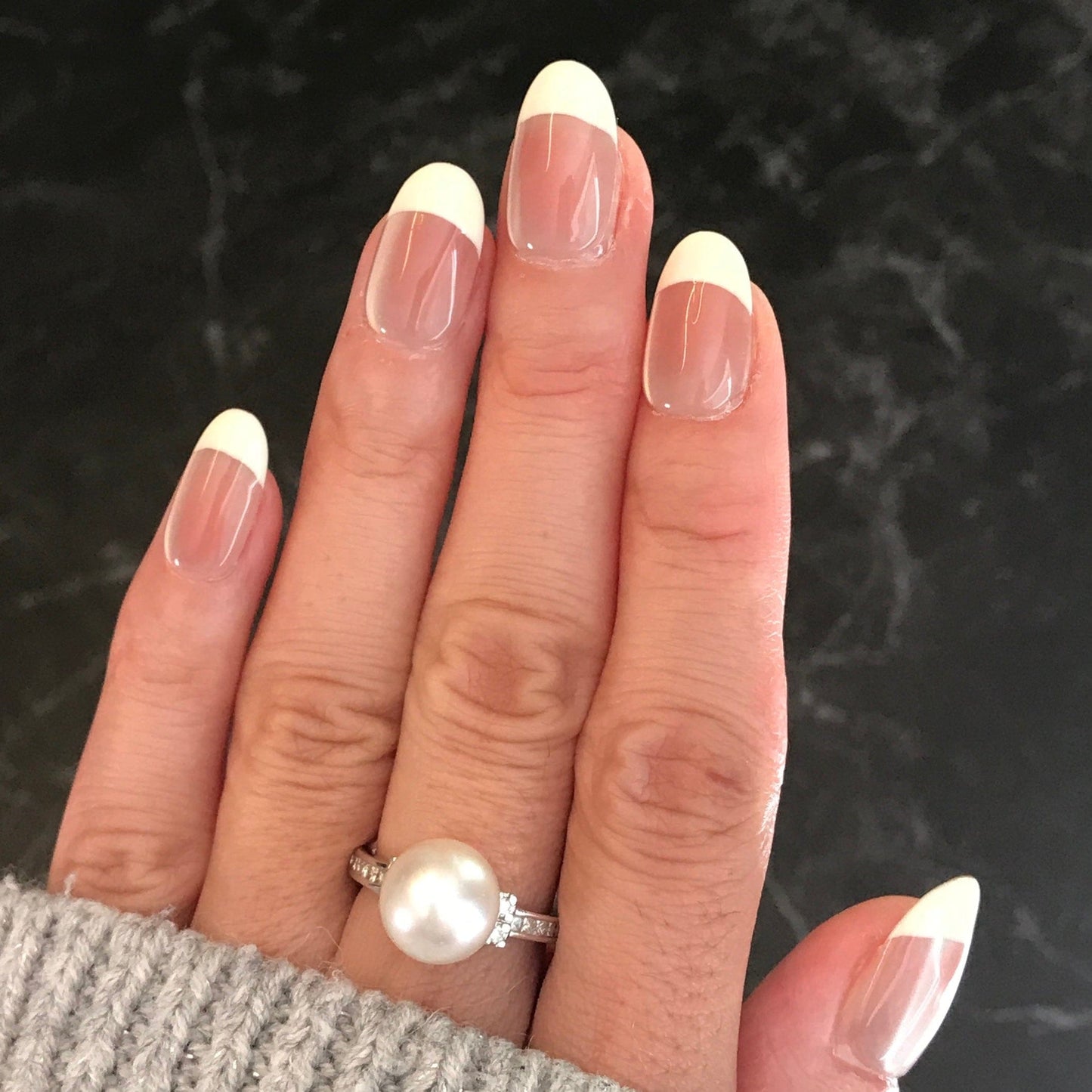 Hand models luxury french white press on nails in short oval