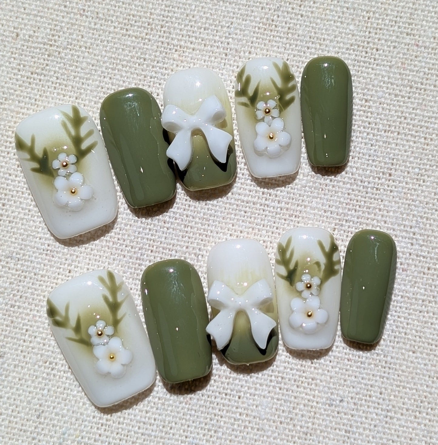 Green Deer White Hart Green White Red Press On Nails Medium Square Shaped