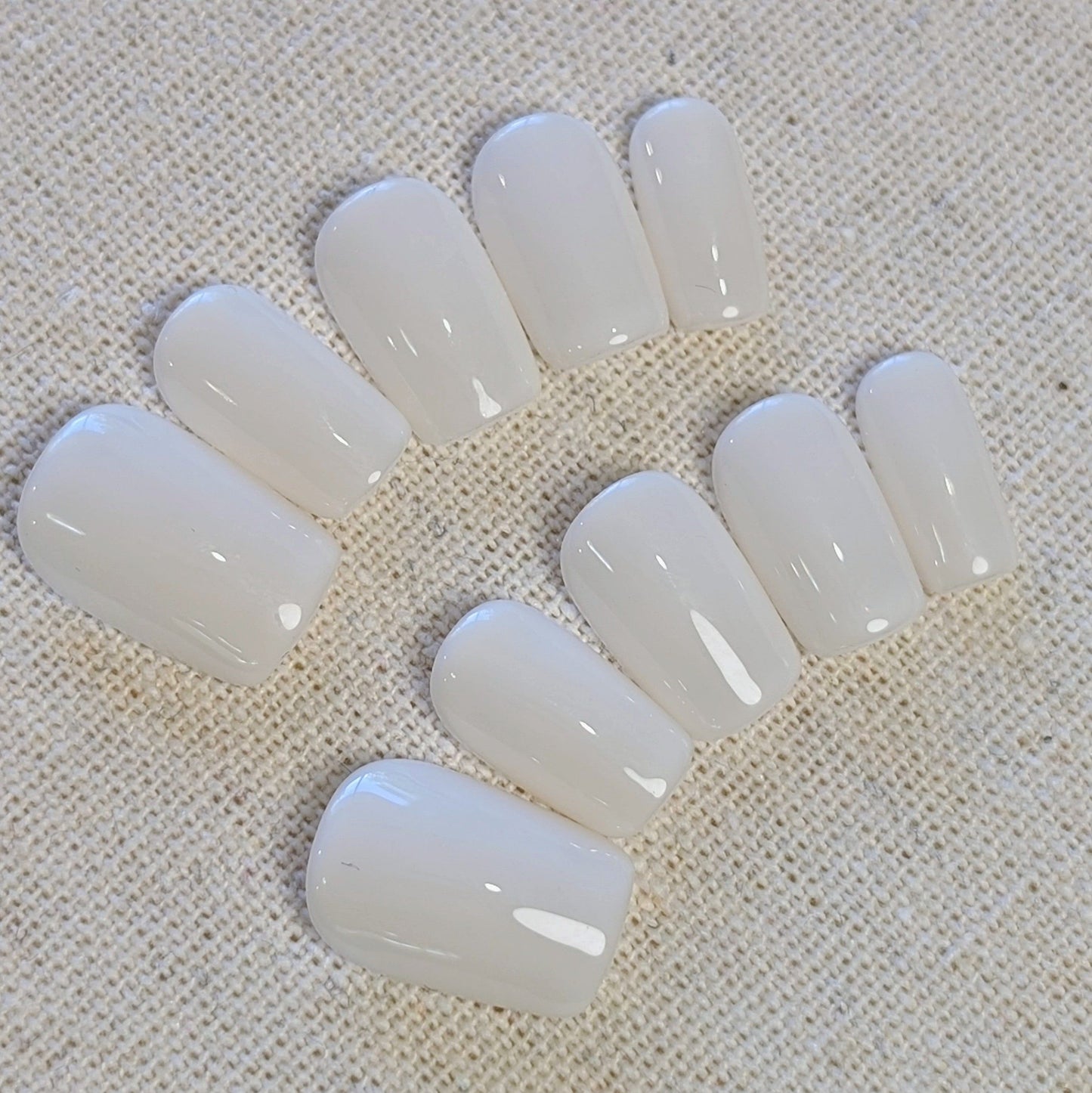 Terrigal White Press-OnNails-ShortSquare Shaped
