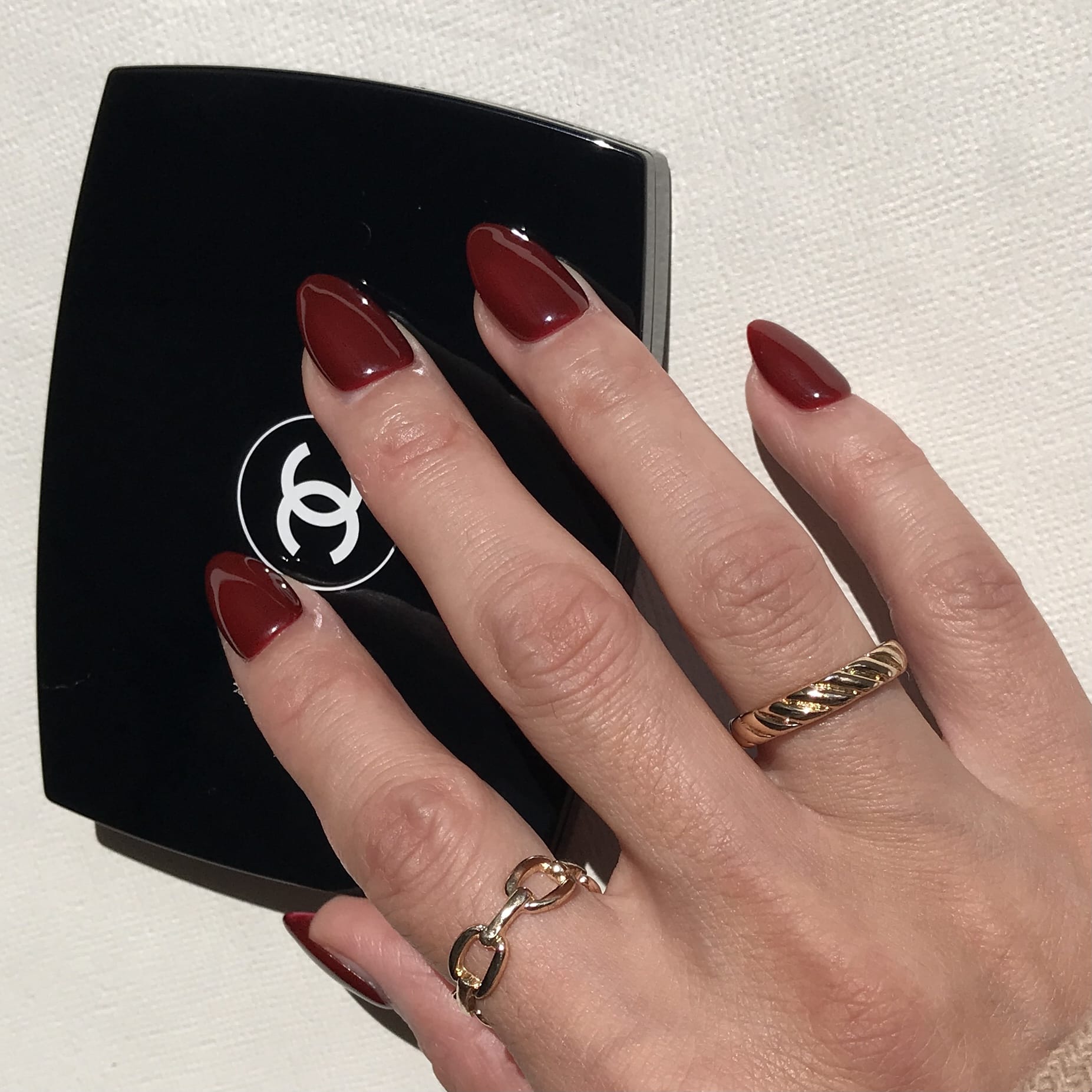 Handmade luxury press-on nails using premium red gel. 