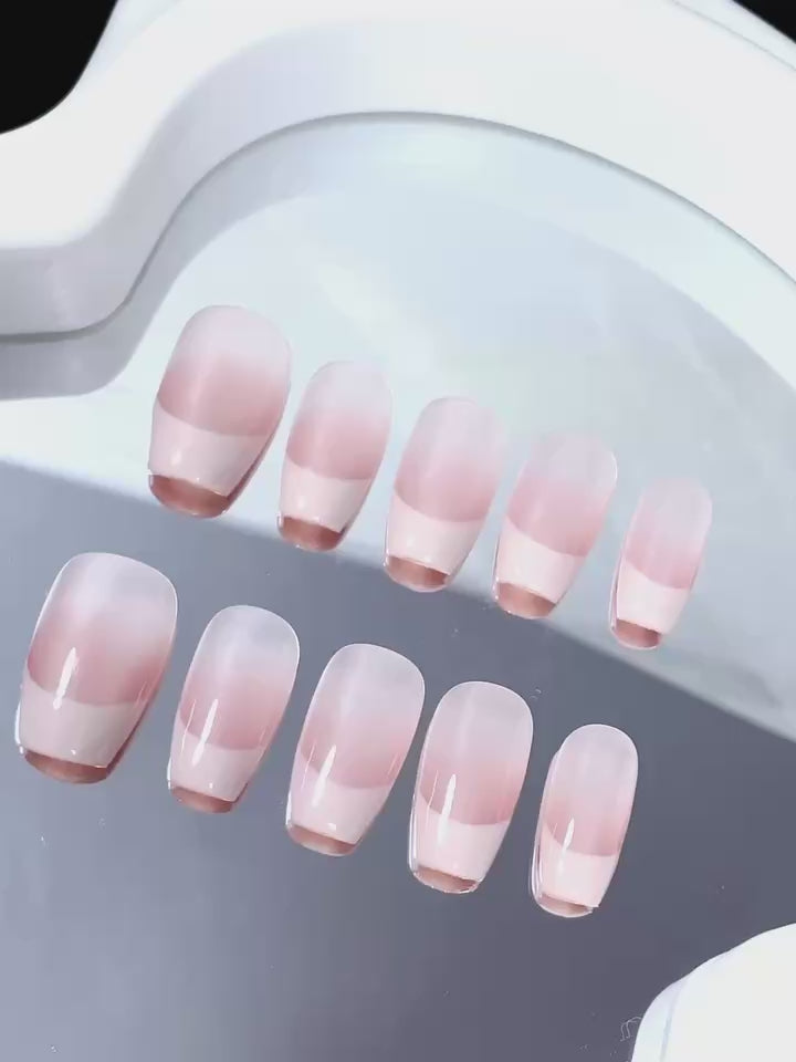 trendy nails