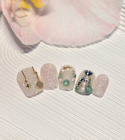 nails